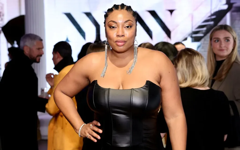 Liris Crosse Biography: Net Worth, Parents, Sister, Plus-Size Modeling, Age, Height, Facebook
