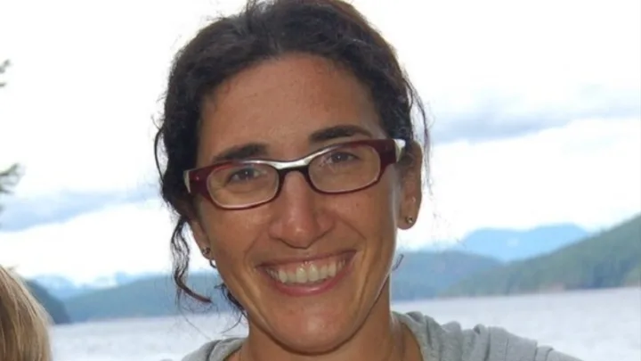 Victoria Vantoch Biography: Net Worth, Parents, Books, Age, Husband, Children, Height, Wikipedia