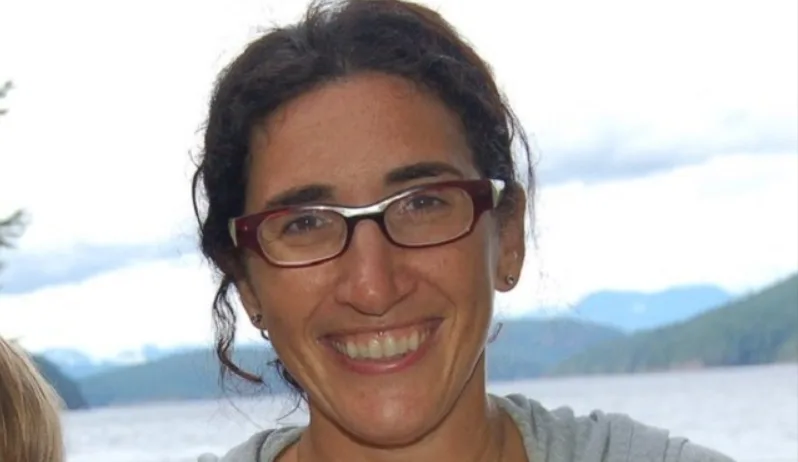 Victoria Vantoch Biography: Net Worth, Parents, Books, Age, Husband, Children, Height, Wikipedia
