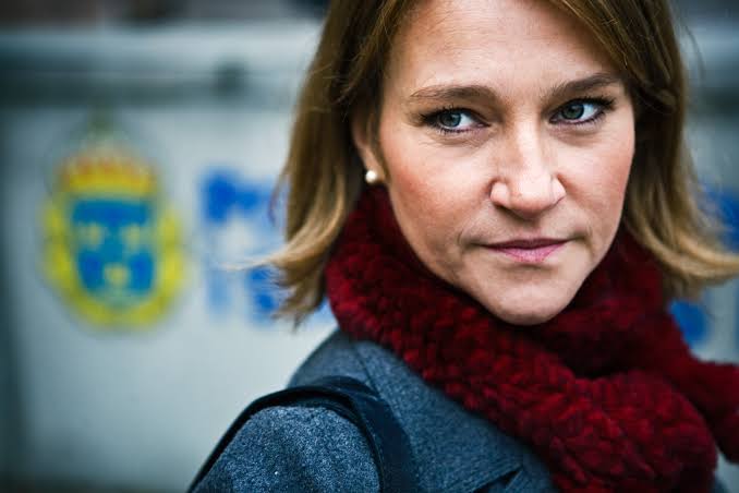 Annika Hallin Biography: Net Worth, Age, Husband, Kids, Height, Parents, Awards, Movies & TV Shows, Wikipedia