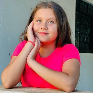 Sarah Brum - Biography