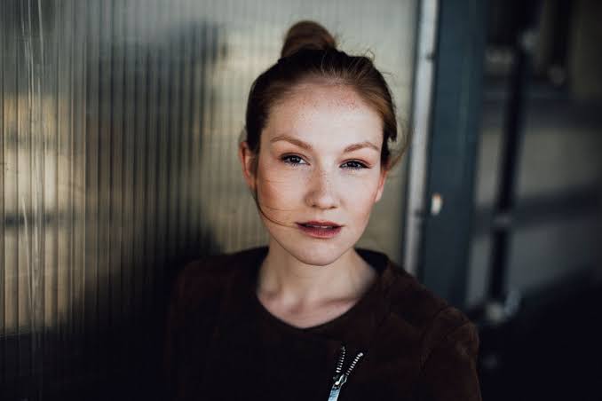 Michelle von Treuberg - Biography