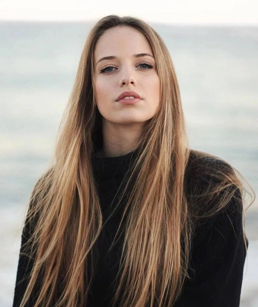 Emma Jouannet - Biography