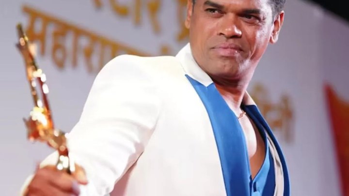 Siddharth Jadhav Biography: Age, Instagram, Height, Net Worth, Wife, Parents, Movies, Comedy, Awards