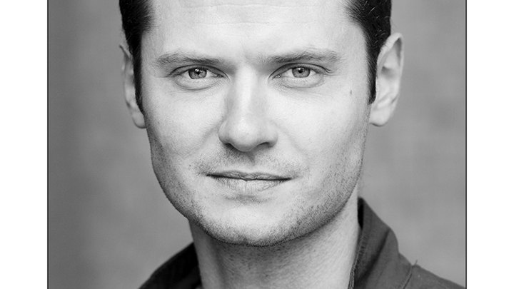 Elliott Jordan Biography: Net Worth, Wife, Age, Kids, Height, Parents, Movies, TV Shows, Education