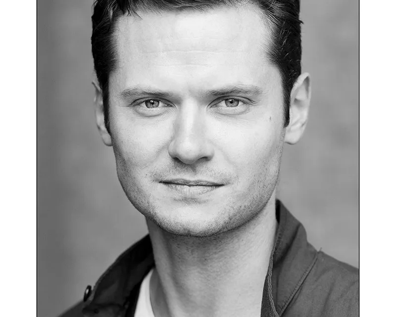 Elliott Jordan Biography: Net Worth, Wife, Age, Kids, Height, Parents, Movies, TV Shows, Education