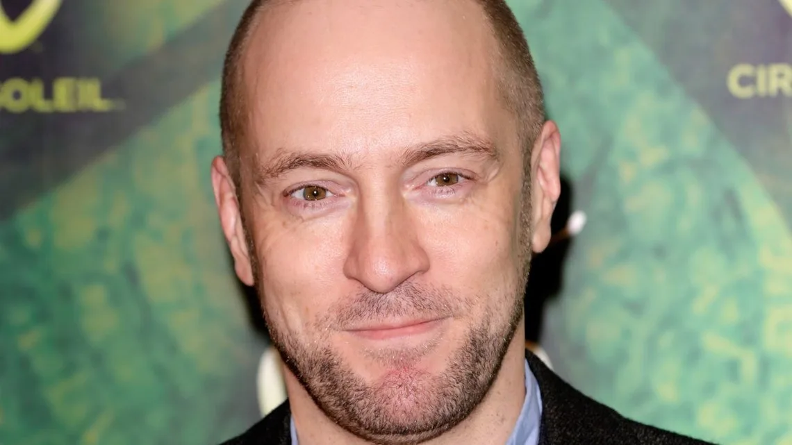 Derren Brown Biography:  Age, Height, Net Worth, Partner, Parents, Brother, TV Shows, Religion, Instagram