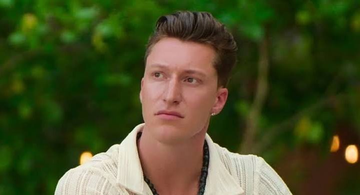 Grant Larsen Biography: Girlfriend, Parents, Height, Siblings, Net Worth, Age, Awards, TikTok, Temptation Island