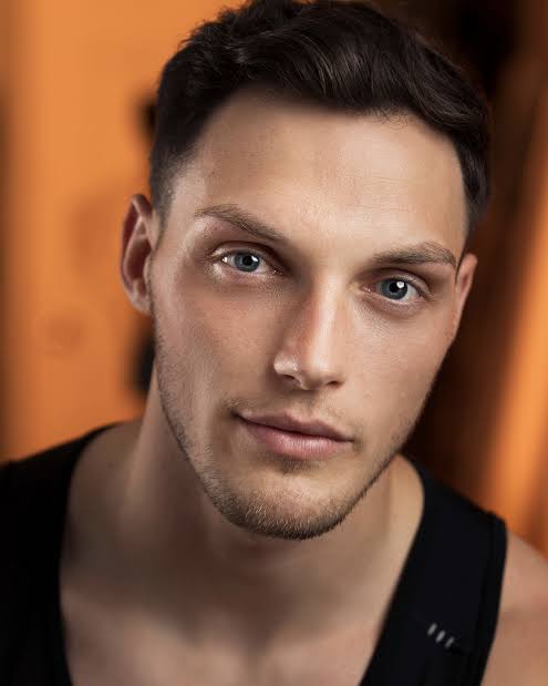 Steven Van Tiflin Biography: Age, Parents, Girlfriend, Kids, Height, Net Worth, Movies, Football Career