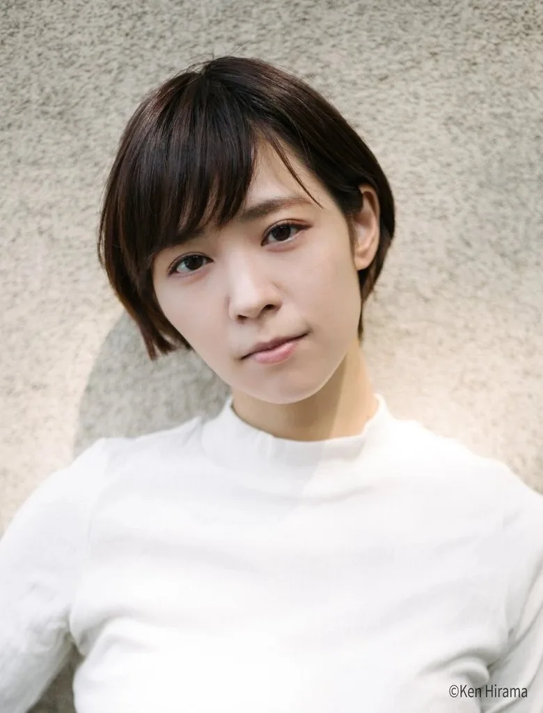 Ayako Yoshitani - Biography