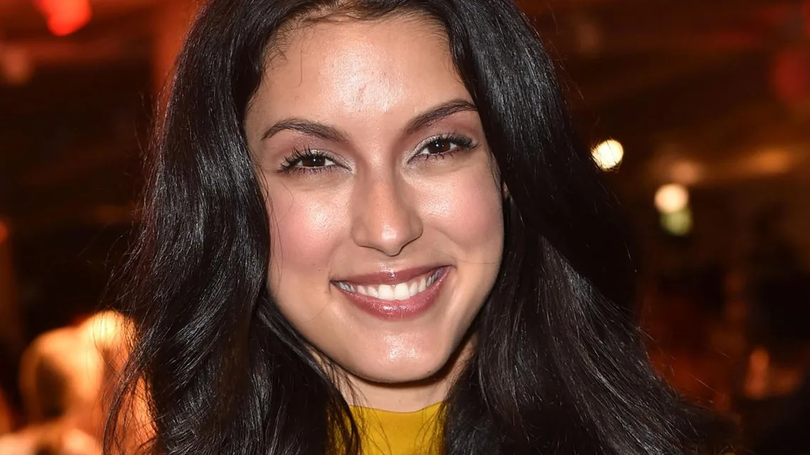 Rebecca Mir Biography: Net Worth, Modelling, Age, Husband, Parents, Siblings, Child, Height, Awards, Instagram