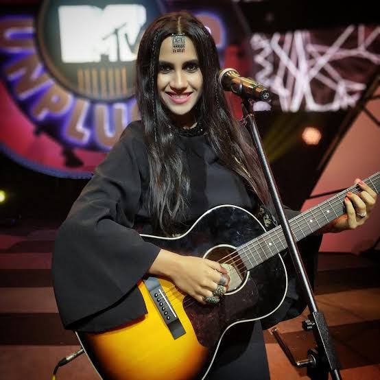 Nikhita Gandhi - Biography