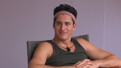 Callum Pardoe Biography: Parents, Brother, Height, Net Worth,bTV Shows, Age, Girlfriend, YouTube