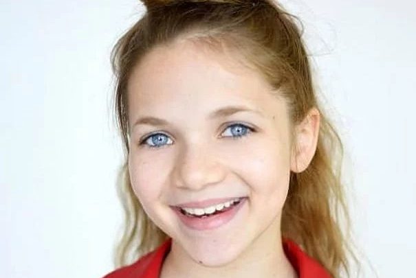 Emerald Gordon Wulf Biography: Parents, Fiancé, Height, Net Worth, TV Shows, Age, Instagram, YouTube