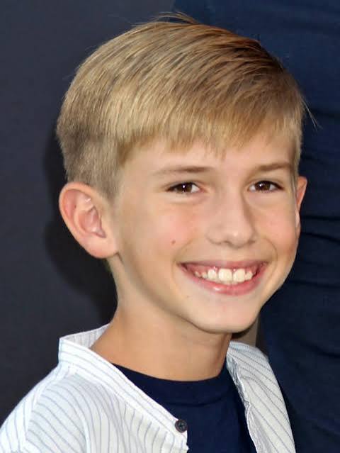 Grayson Chrisley - Biography