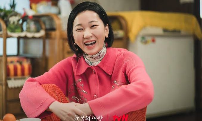 Jang Yoon-ju Biography: Net Worth, Husband, Age, Parents, Height, Awards, Movies, Nationality