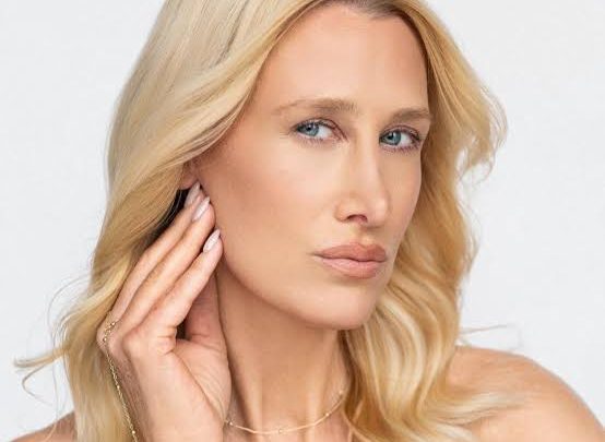 Lauren Deckert Biography: Instagram, Height, Net Worth, Husband, Age, Kids, Parents, Siblings, Nationality