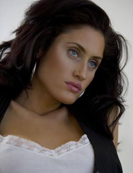 Tiffany Lynn Rowe - Biography