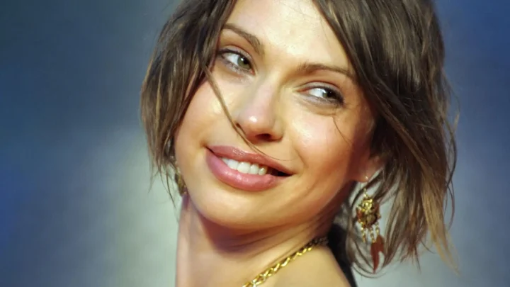 Jana Pallaske Biography: Boyfriend, Age, Kids, Height, Net Worth, Parents, Movies & TV Shows, Songs