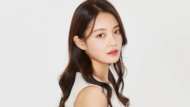 Woo Da-Vi Biography: Age, Boyfriend, Height, Net Worth, Parents, Brother, Dramas, Awards