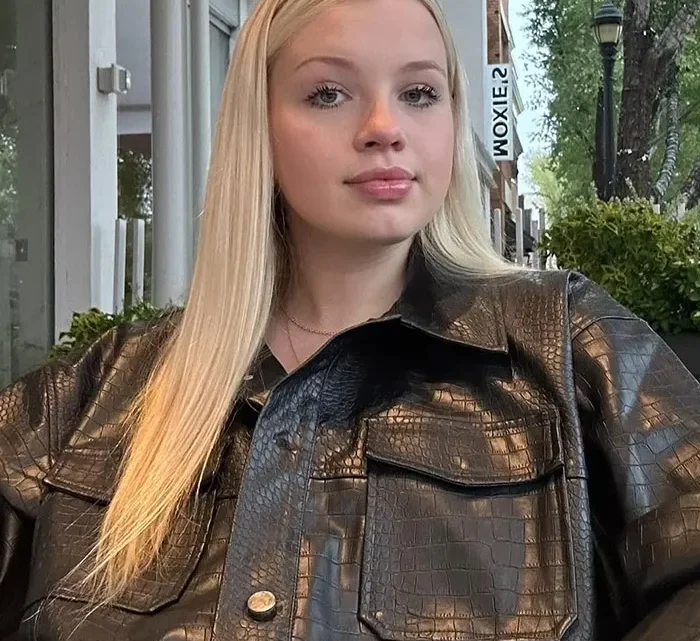Maddie Lambert-Crowley Biography: Age, Height, Net Worth, Husband, Kids, Parents, Siblings, Daughter, YouTube
