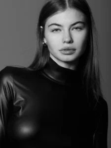 Kate Li - Biography