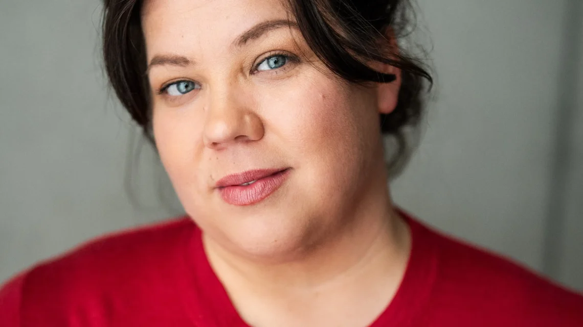 Ella Smith Biography: Age, Husband, Kids, Height, Net Worth, Parents, Movies & TV Shows, Awards