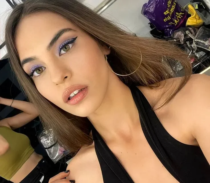 Dilara Sümbül Biography: Age, Boyfriend, Height, Net Worth, Parents, Movies & TV Shows, Education