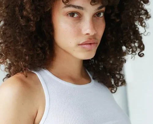 Aliana King Biography: Age, Height, Net Worth, Boyfriend, Parents, Sister, Ethnicity, Career