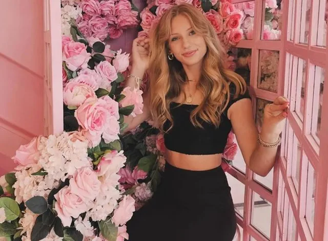 Francesca Ross Biography: YouTube, Siblings, Parents, Height, Age, Net Worth, Boyfriend  