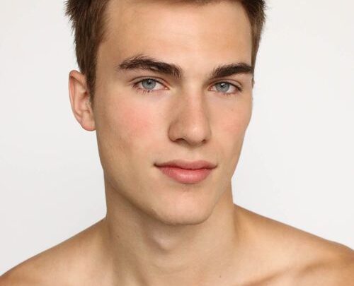 Zach Cox Biography: Wife, Age, Height, Net Worth, Parents, Daughter, Siblings, Instagram, YouTube, TikTok
