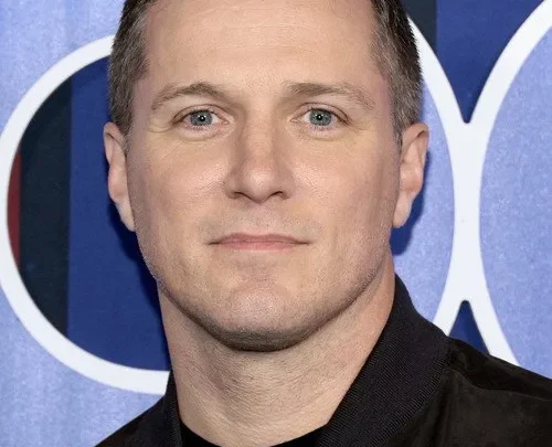 Nick Dillenburg Biography: Age, Wife, Height, Net Worth, Parents, Movies & TV Shows, Broadway