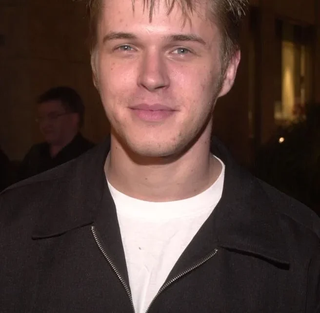 David Tom Biography: Age, Siblings, Height, Net Worth, Parents, Wife, Movies & TV Shows, Awards