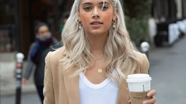 Ambar Driscoll Biography: Age, Height, Net Worth, Parents, Husband Caspar Lee, Instagram, Bamby Collective