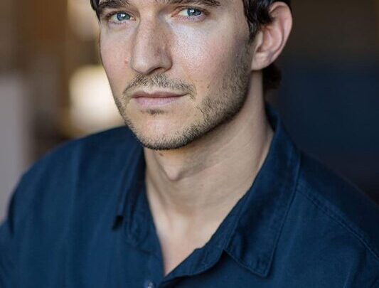 Jake Silbermann Biography: Age, Fiancée, Height, Net Worth, Parents, Movies & TV Shows, Theatre