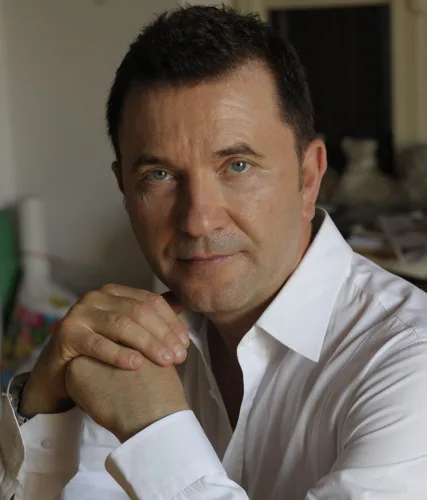 Kristof Konrad Biography: Movies & TV Shows, Net Worth, Age, Girlfriend, Parents, Height, Ethnicity