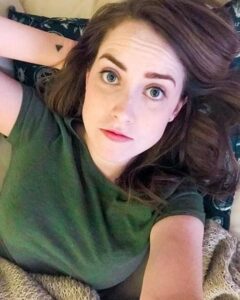 Laina Morris - Biography