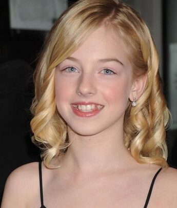 Gabrielle Brennan Biography: Age, Boyfriend, Height, Parents, Net Worth, Movies, TV Shows, Instagram