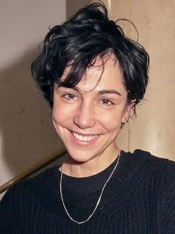 Karina Testa - Biography