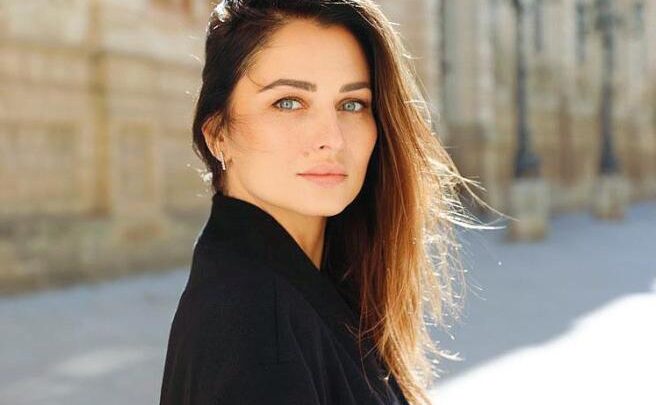 Anna Safroncik Biography: Age, Boyfriend, Height, Net Worth, Parents, Sister, Movies & TV Shows