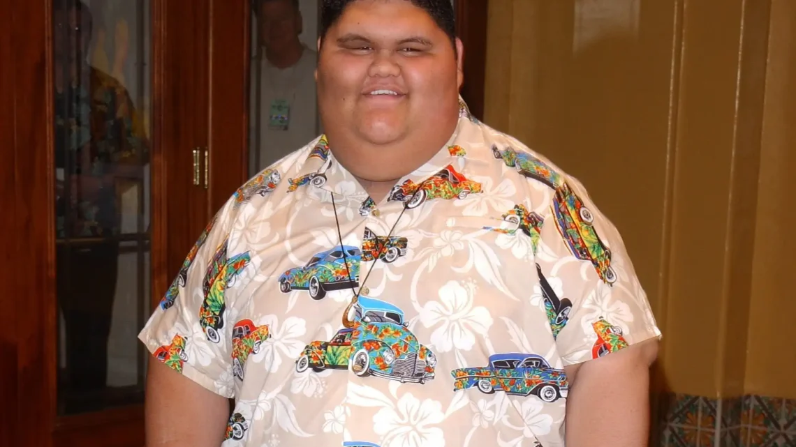 Joshua “Li’iBoy” Shintani Biography: Age, Death, Height, Net Worth, Parents, Shallow Hal, Ukulele