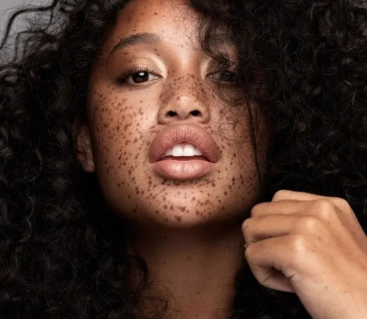 Salem Mitchell Biography: Age, Height, Net Worth, Parents, Boyfriend, Freckles, Instagram