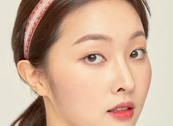 Hong Bi-ra Biography: Films, Age, Height, Net Worth, Siblings, Parents, Instagram, Spouse