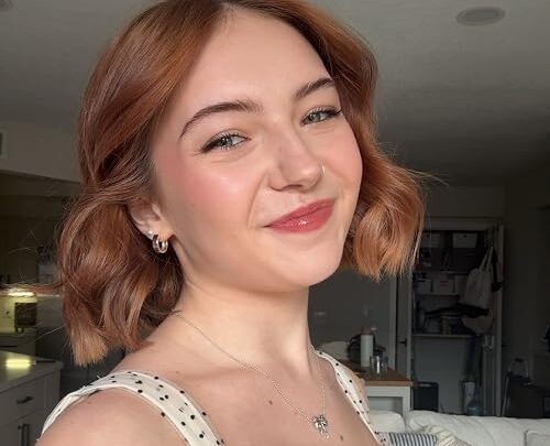 Addison Briann Bio: Age, Height, Net Worth, Parents, Boyfriend, Podcast, Interviews, Instagram
