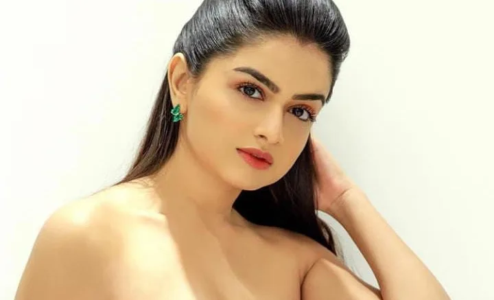 Hemal Dev Biography: Awards, Movies, Age, Net Worth, Siblings, Parents, Spouse