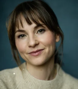 Ainsley Howard - Biography