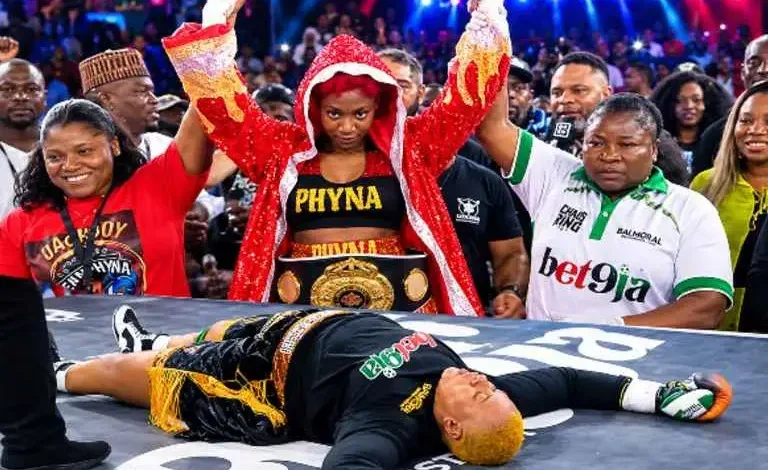 Celebrity Boxing: Phyna Floors Nkechi Blessing As Carter Efe Outclasses Speed Darlington
