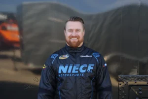 TJ Bell - Biography
