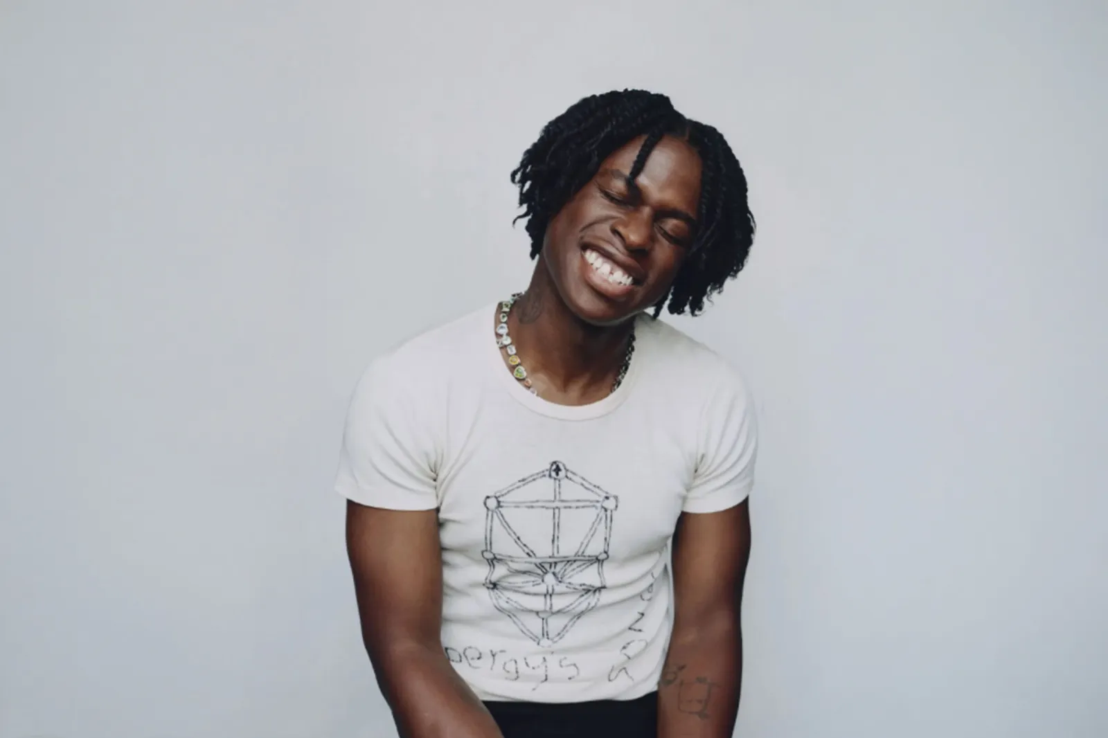Daniel Caesar - Biography