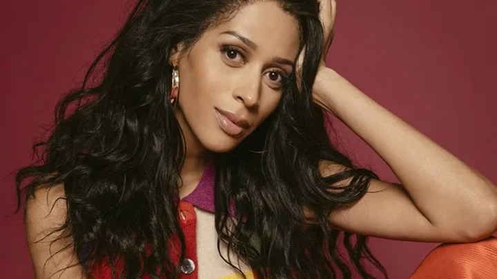 Isis King Biography: Age, Height, Fiancé, Parents, Net Worth, Siblings, America’s Next Top Model, Movies & TV Shows